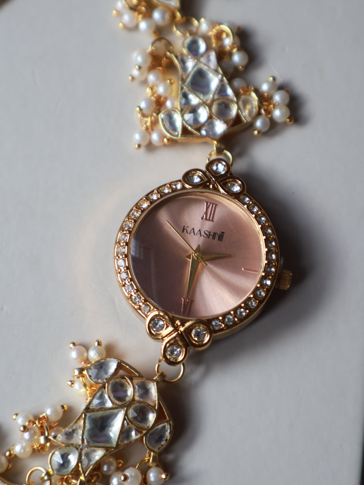 Neer Kundan Wrist Watch