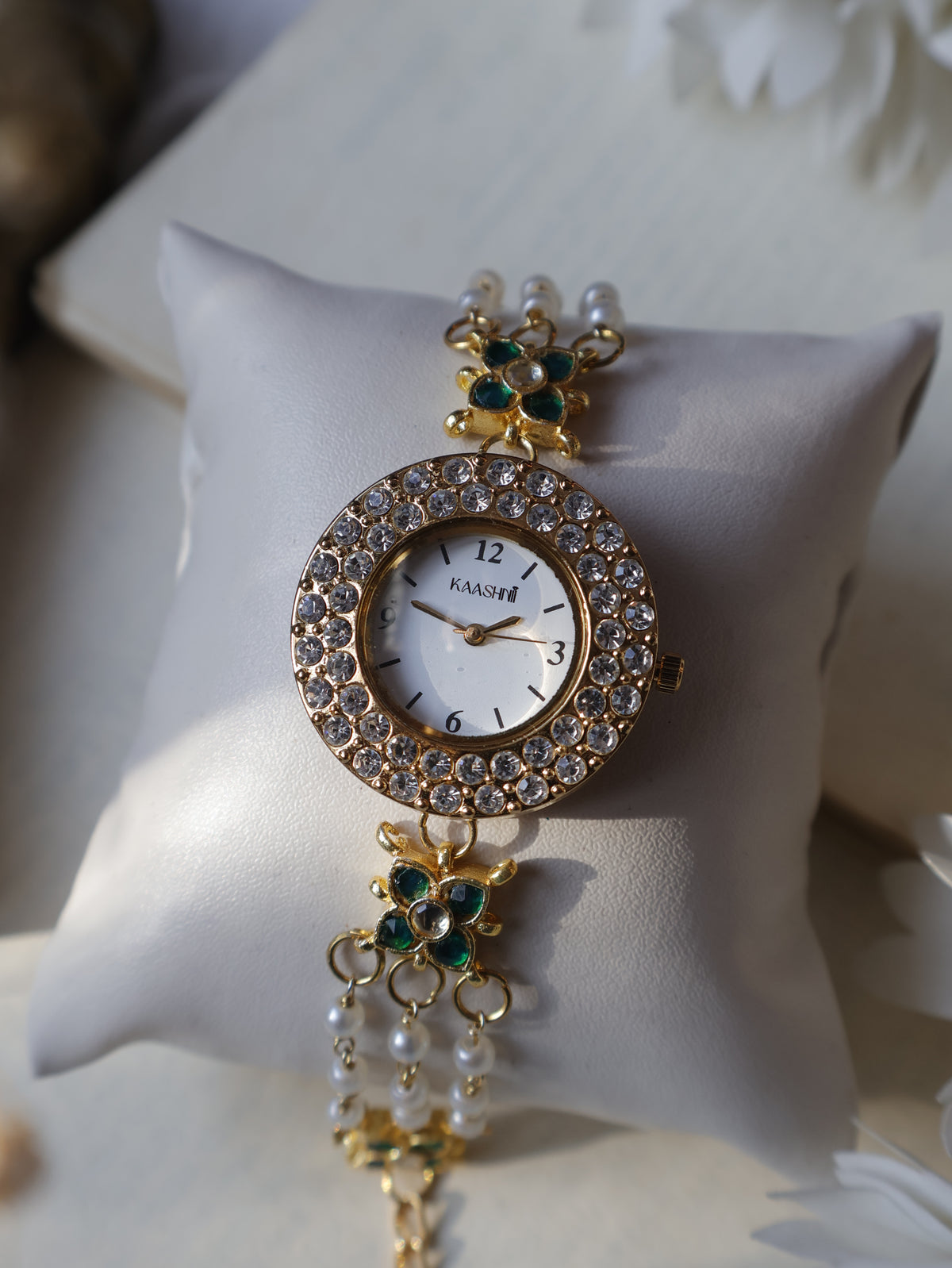 Dellia Green Kundan Wrist Watch