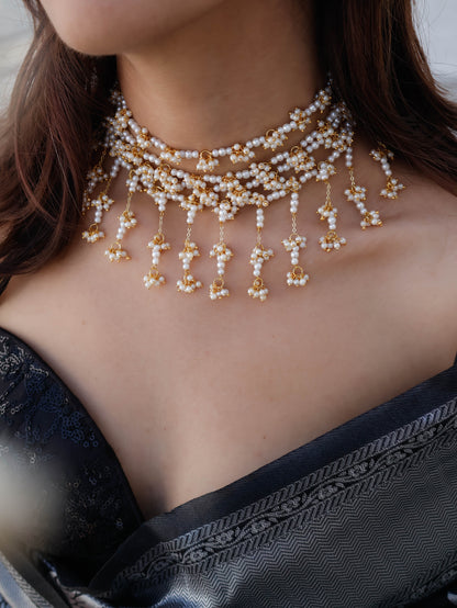 Shiza Pearls Choker Necklace