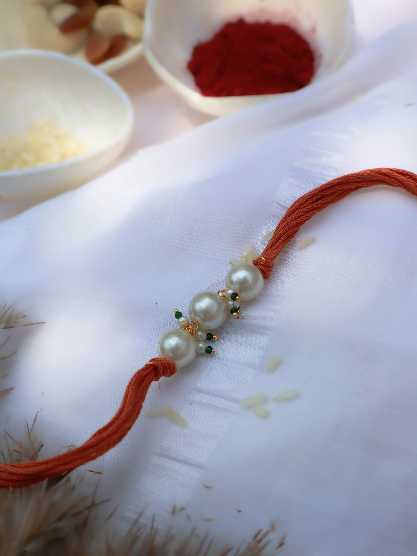 Kiaan Pearl Rust Rakhi
