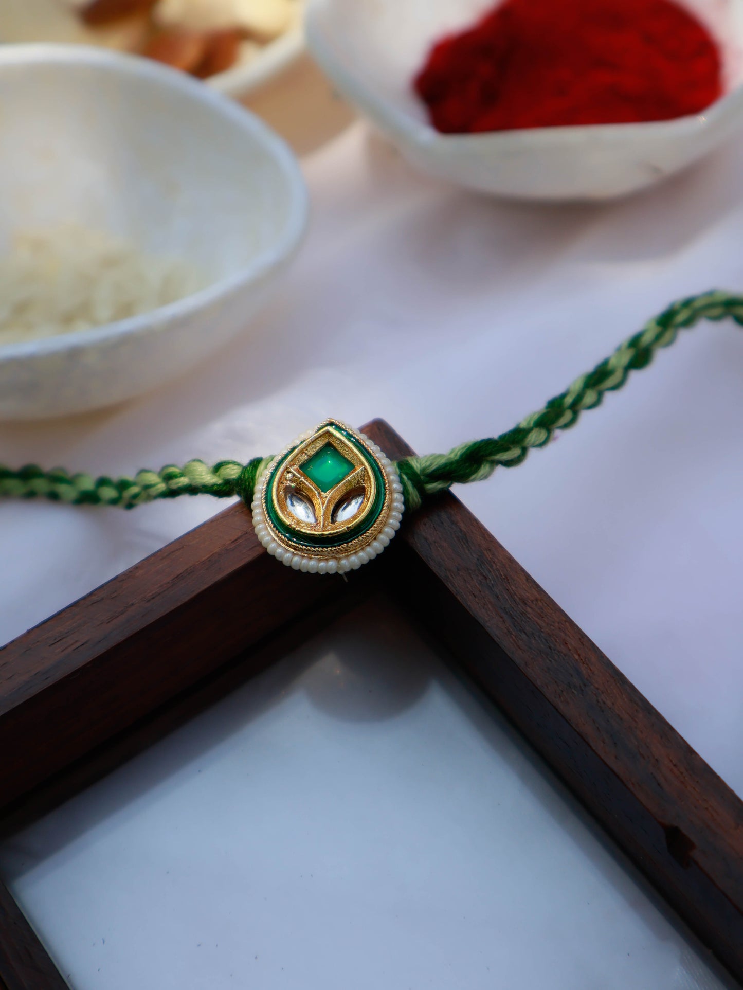 Samay Green Kundan Rakhi