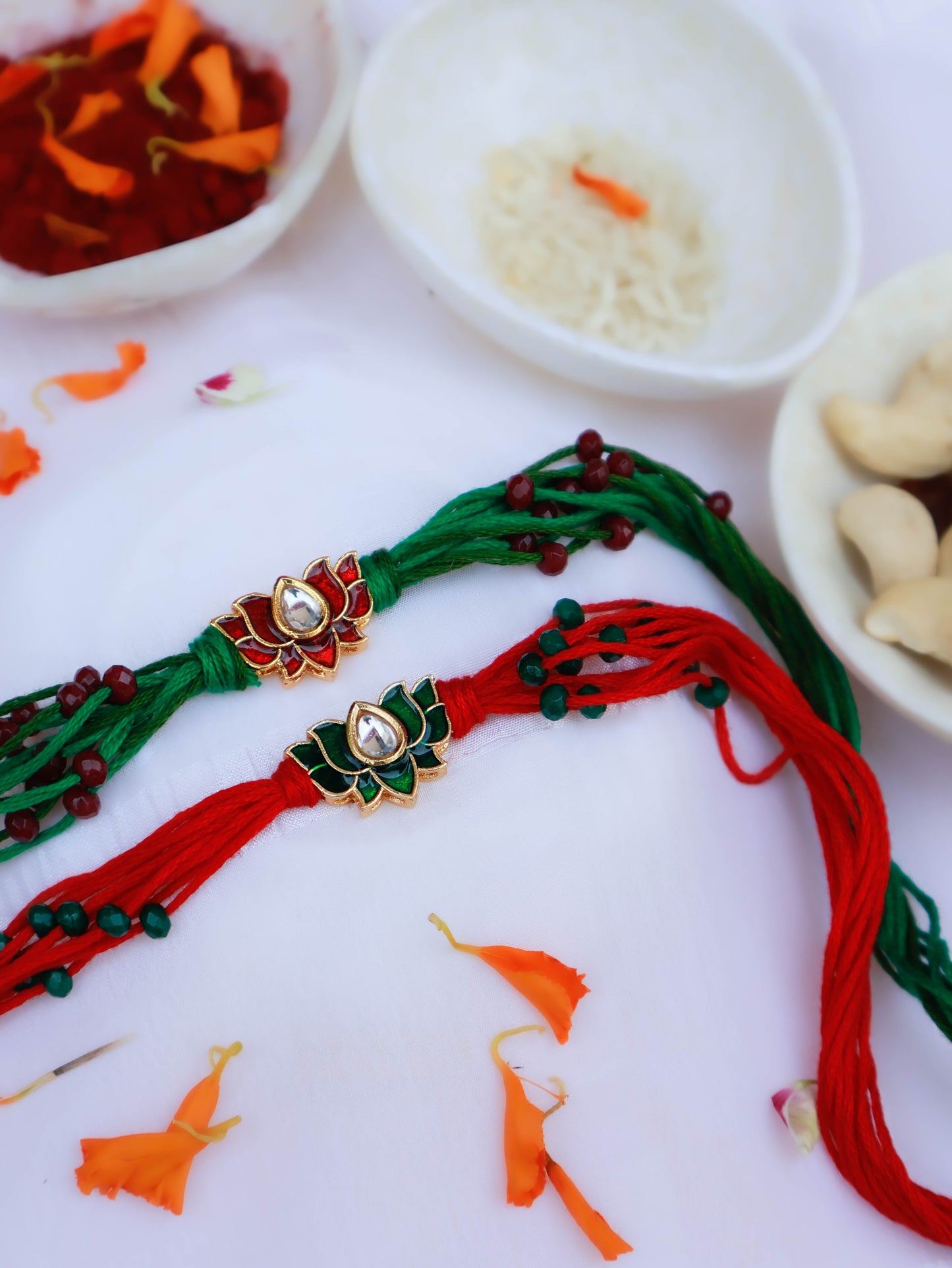 Ahilan Lotus Rakhi Set
