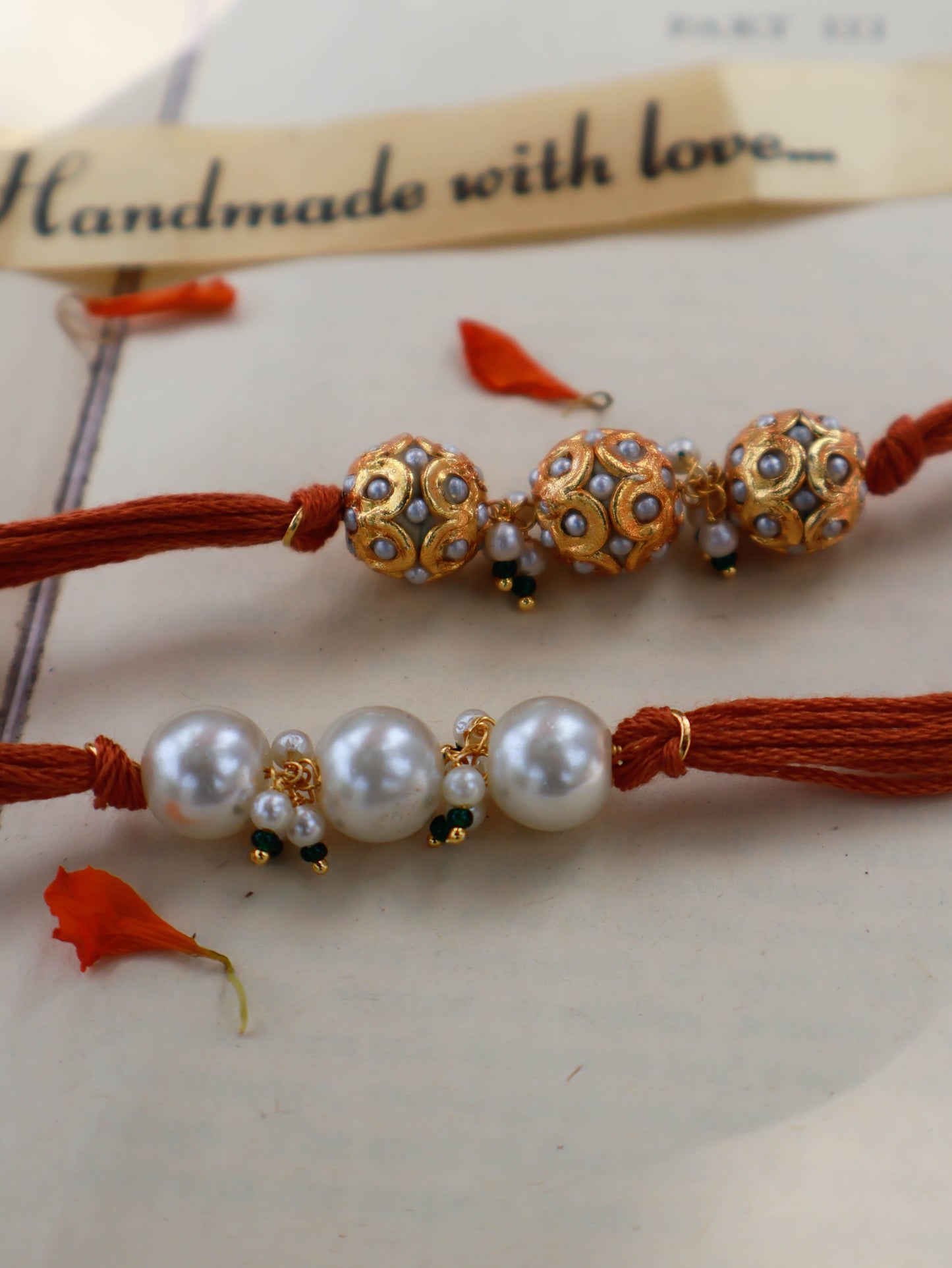 Hariharan Pearl Rakhi Set
