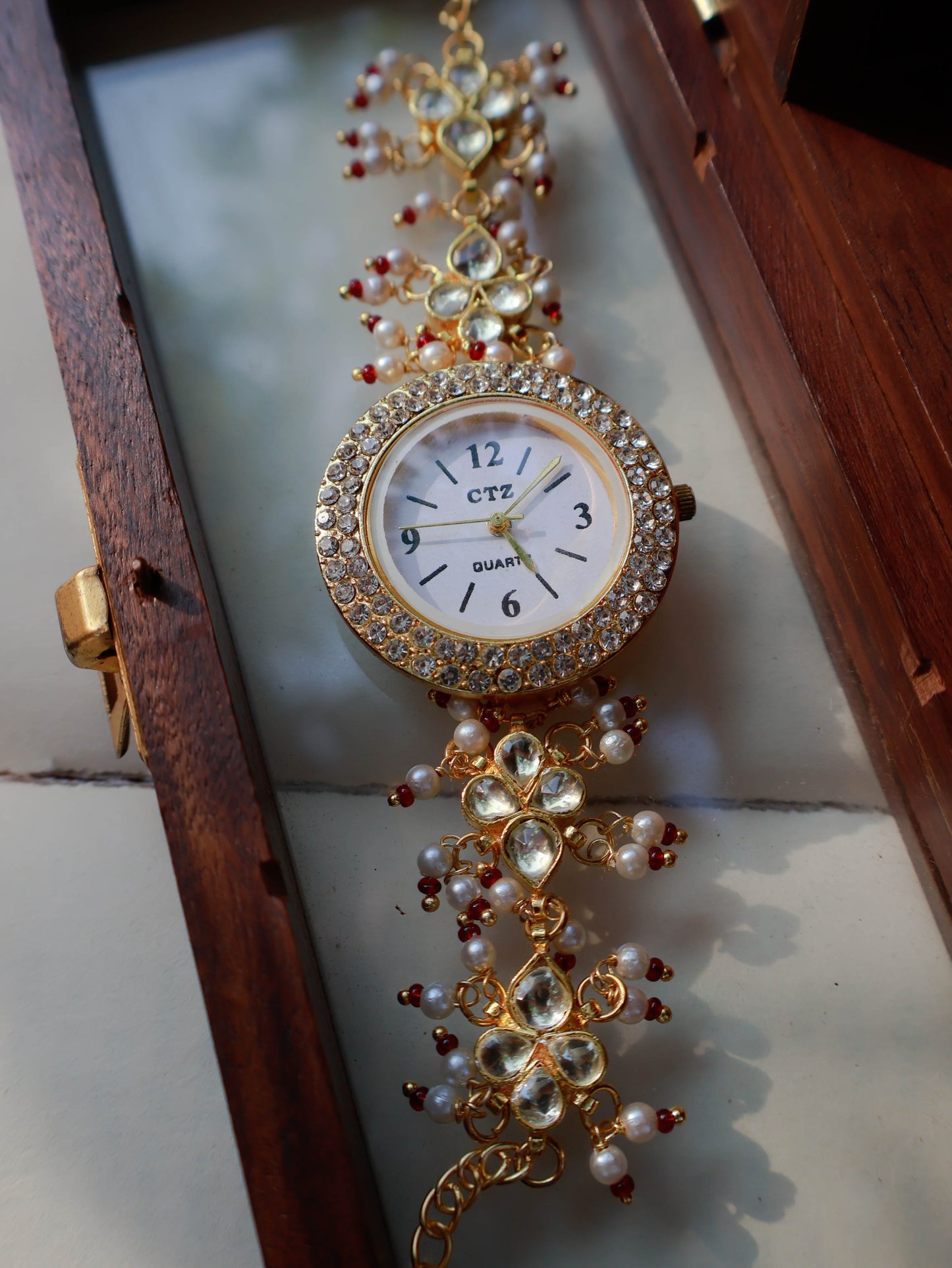 Sandra Kundan Red Wrist Watch