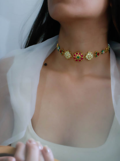 Naria Red-Green Kundan Choker Necklace