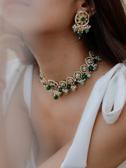 Hanifa Mint Green Kundan Necklace Set