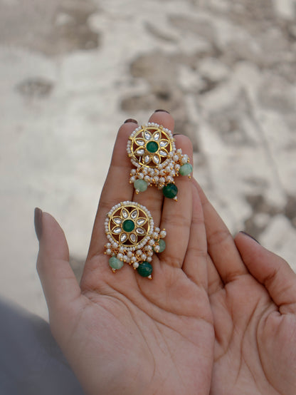 Hanifa Mint Green Kundan Necklace Set