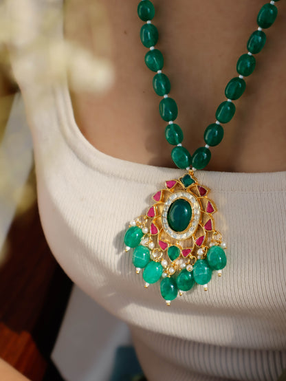 Betty Green Kundan Pendant Necklace