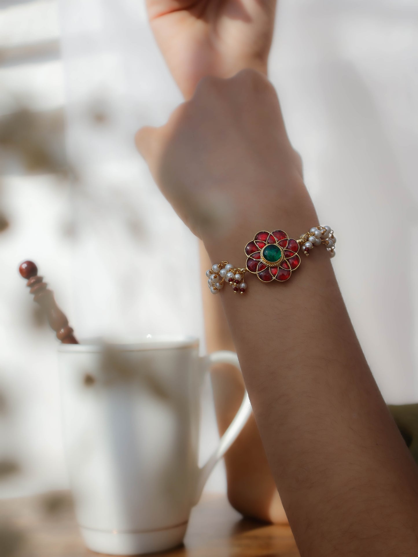 McKenzie Floral Kundan Bracelet