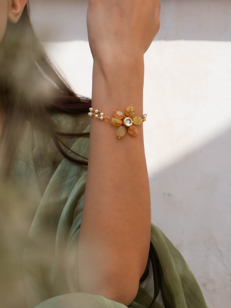 Sunehri Kundan Bracelet