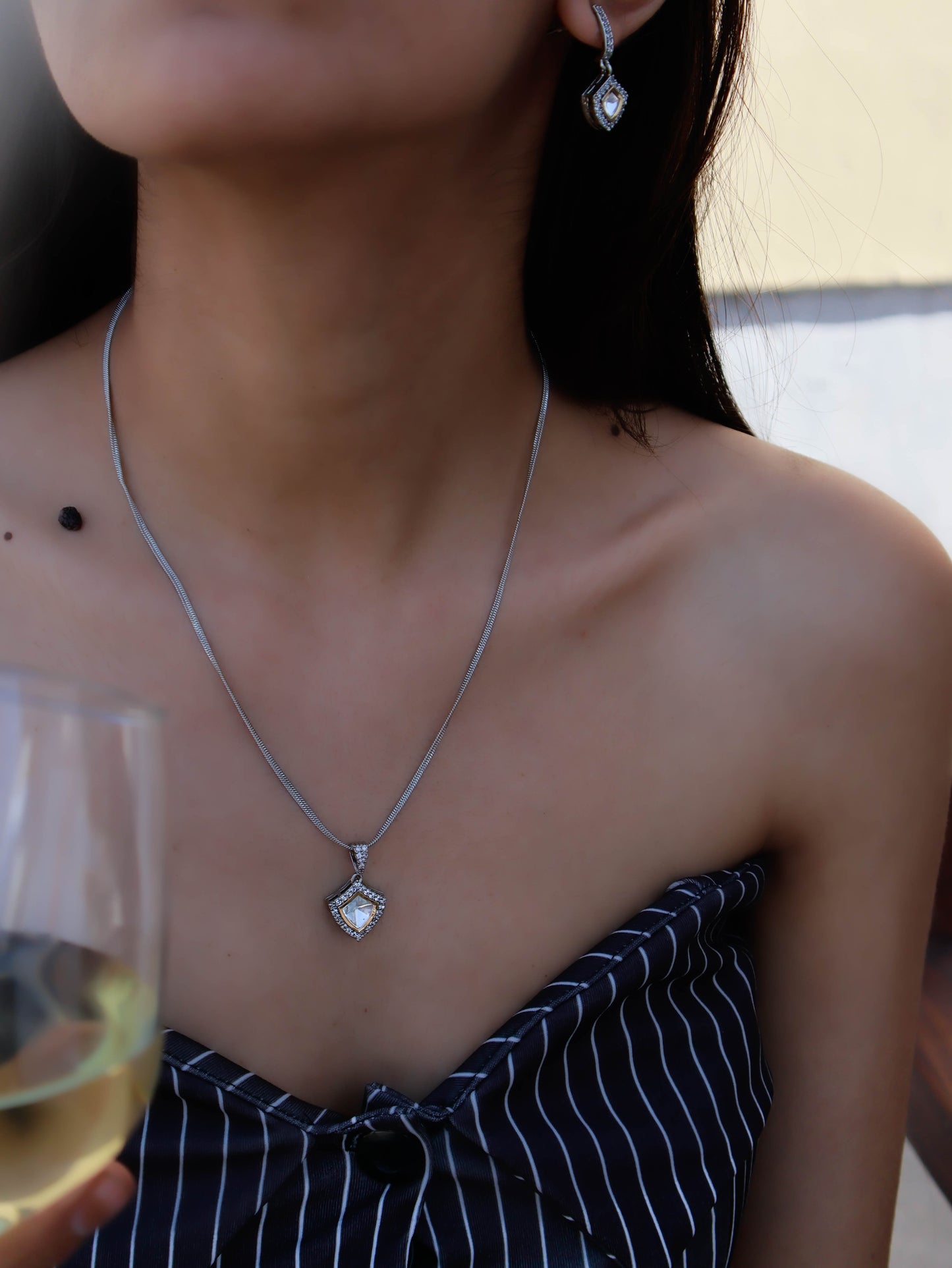 Taashi Pendant Necklace Set
