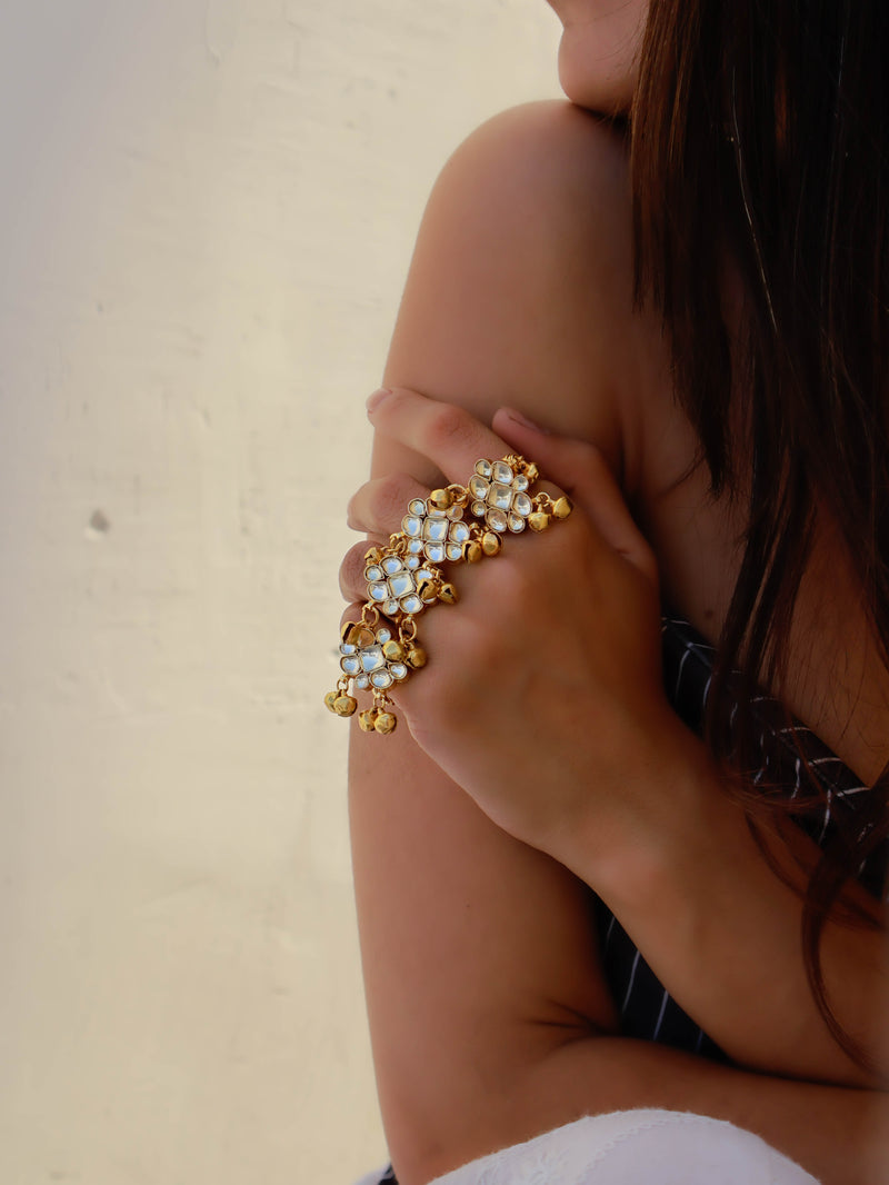 Manya Kundan Ghungroo Ring