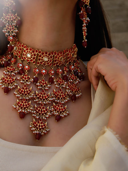 Vaishnavi Red Kundan Necklace Set
