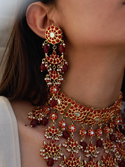 Vaishnavi Red Kundan Necklace Set