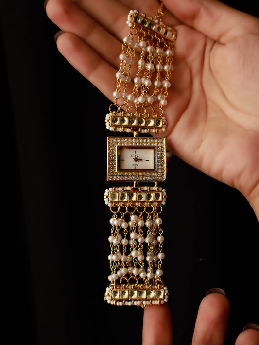 Layla Kundan Wrist Watch