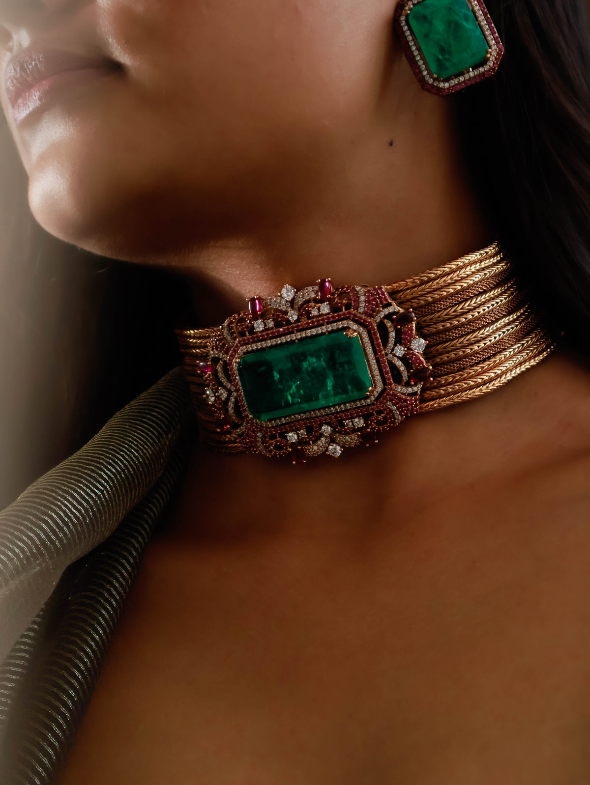 Saanvi Emerald Choker Necklace Set