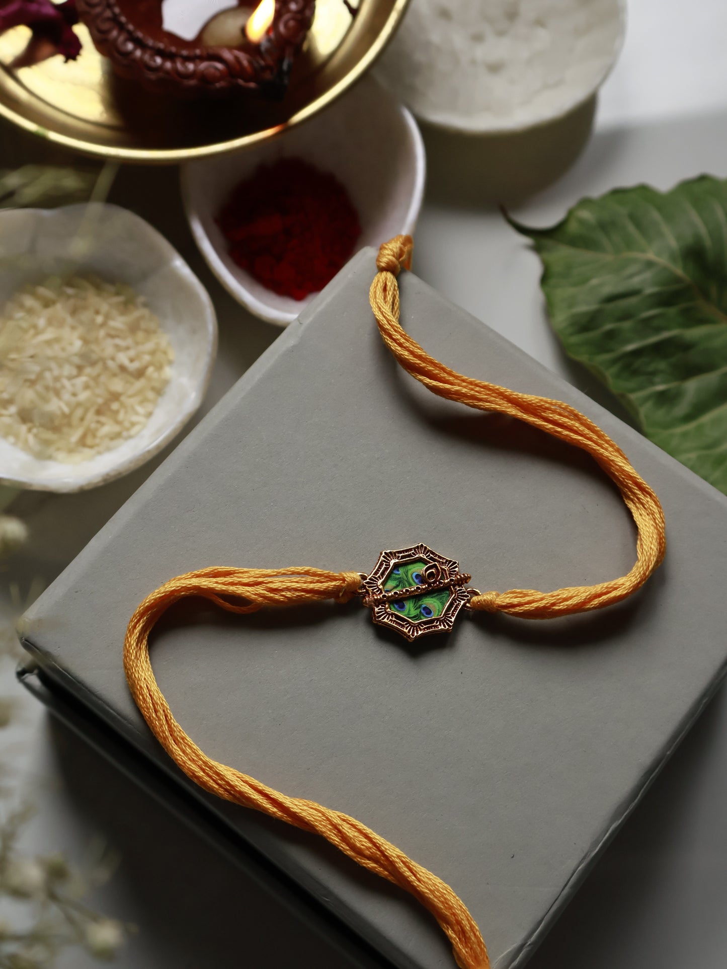 Ashtkon Murli Rakhi