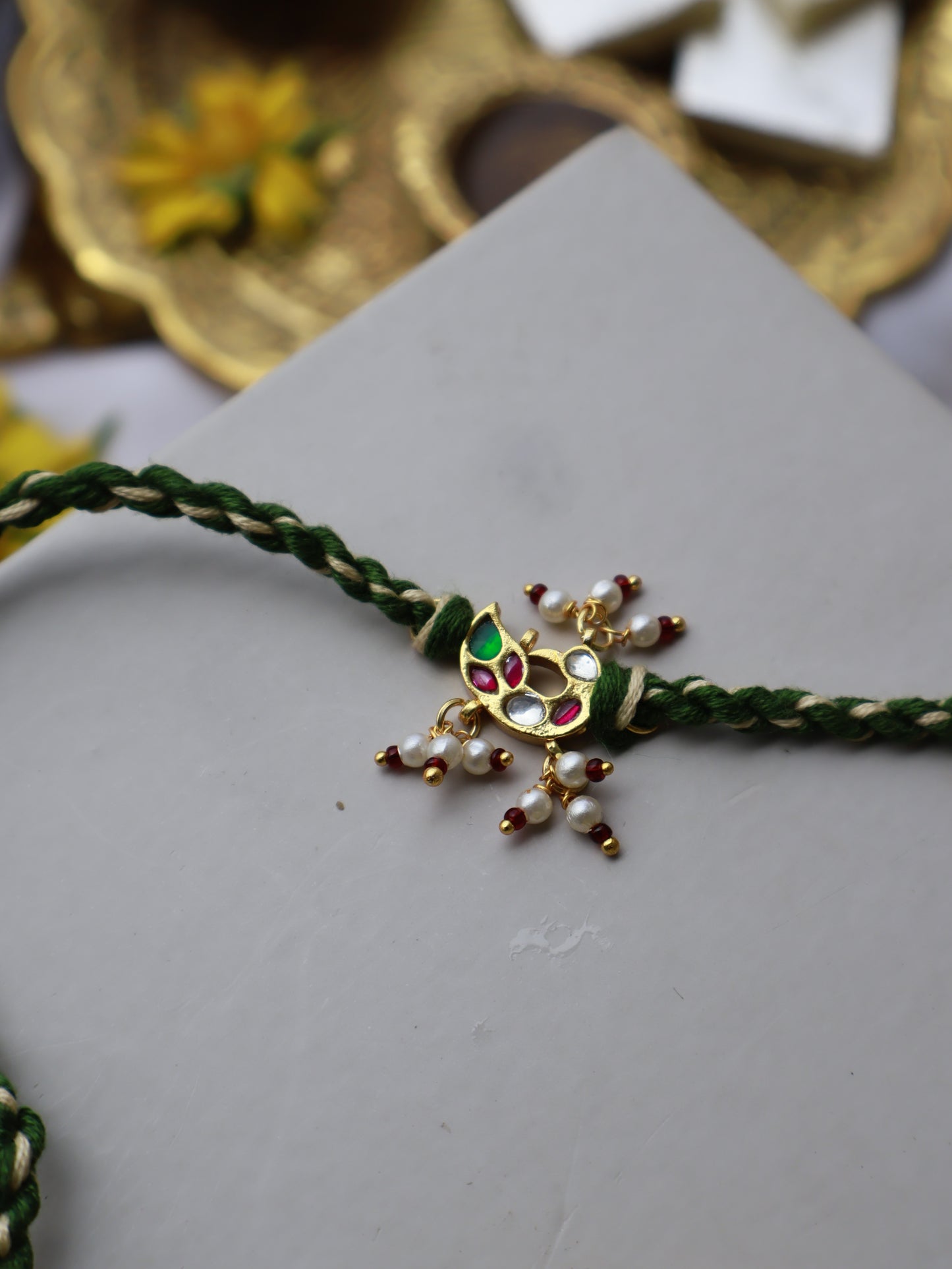 Shikhi Kundan Rakhi