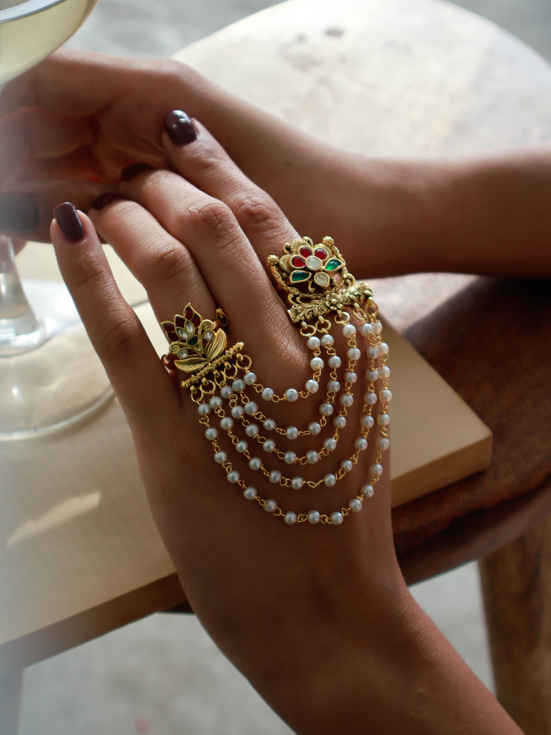 Ansra Red-Green Kundan Ring