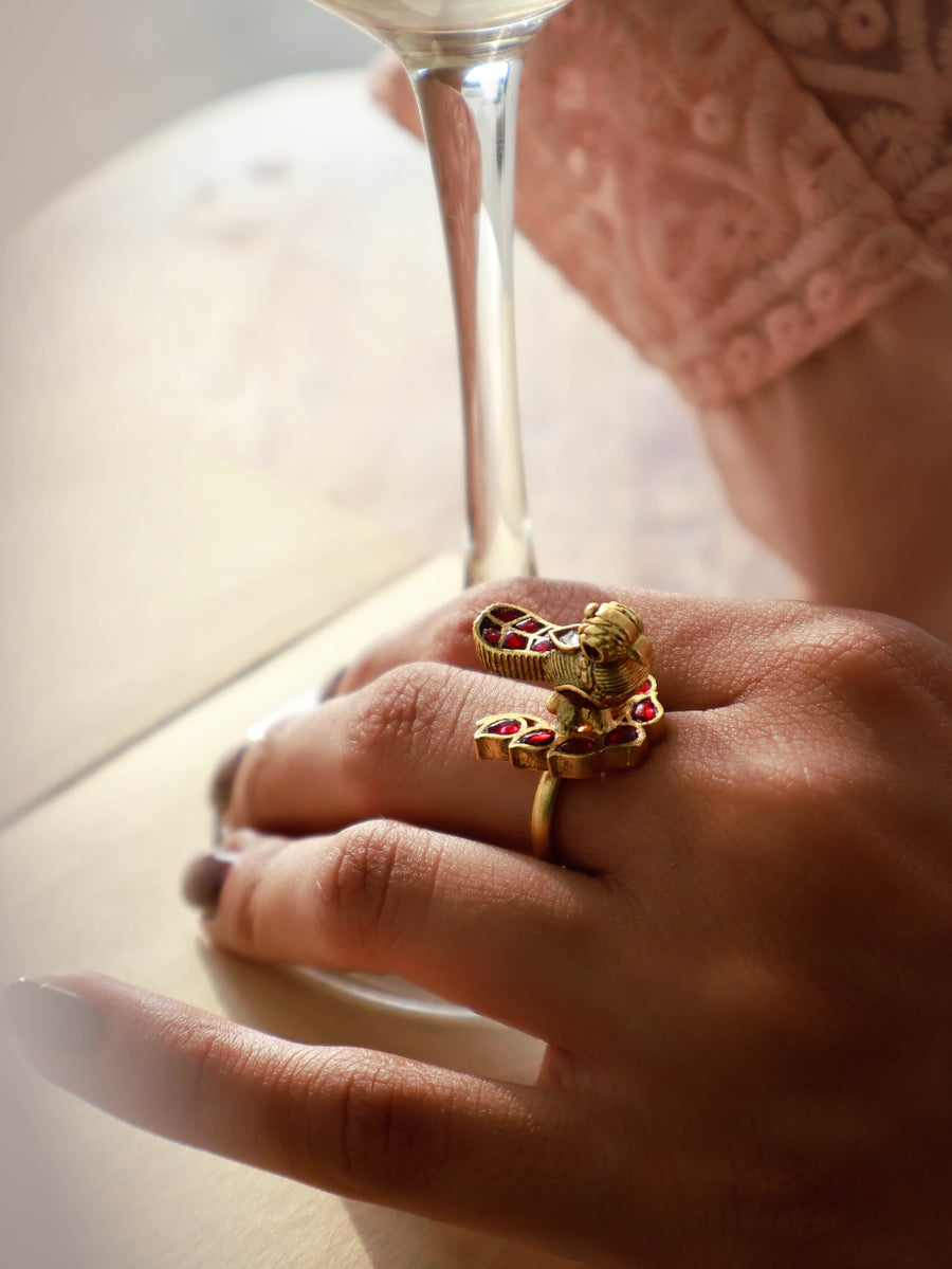 Pinjar Bird Kundan Ring