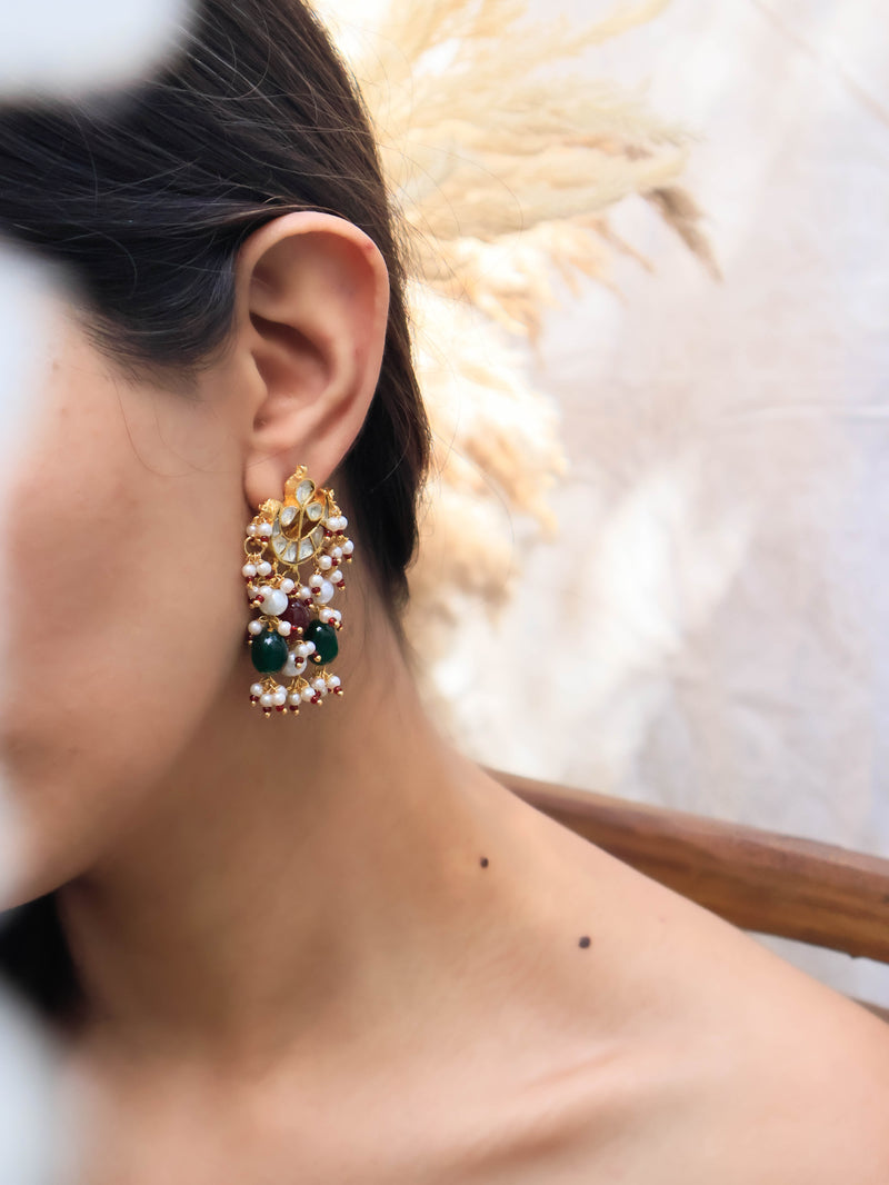 Sahej Red-Green Kundan Chaandbaali Earrings