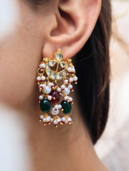 Sahej Red-Green Kundan Chaandbali Earrings