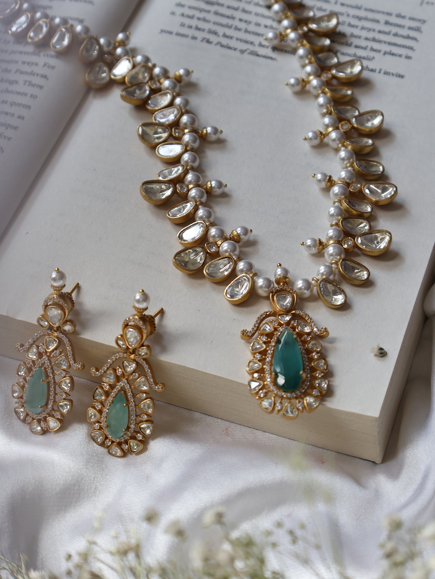 Maha Mint Green Polki Necklace Set