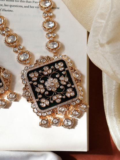 Shyen Green Polki Pendant Necklace Set
