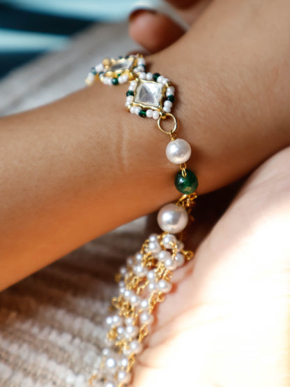 Bhumi Green Kundan Lumba