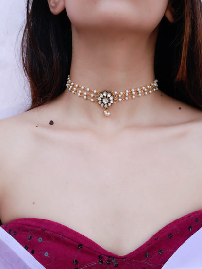 Kizra Floral Kundan Choker Necklace