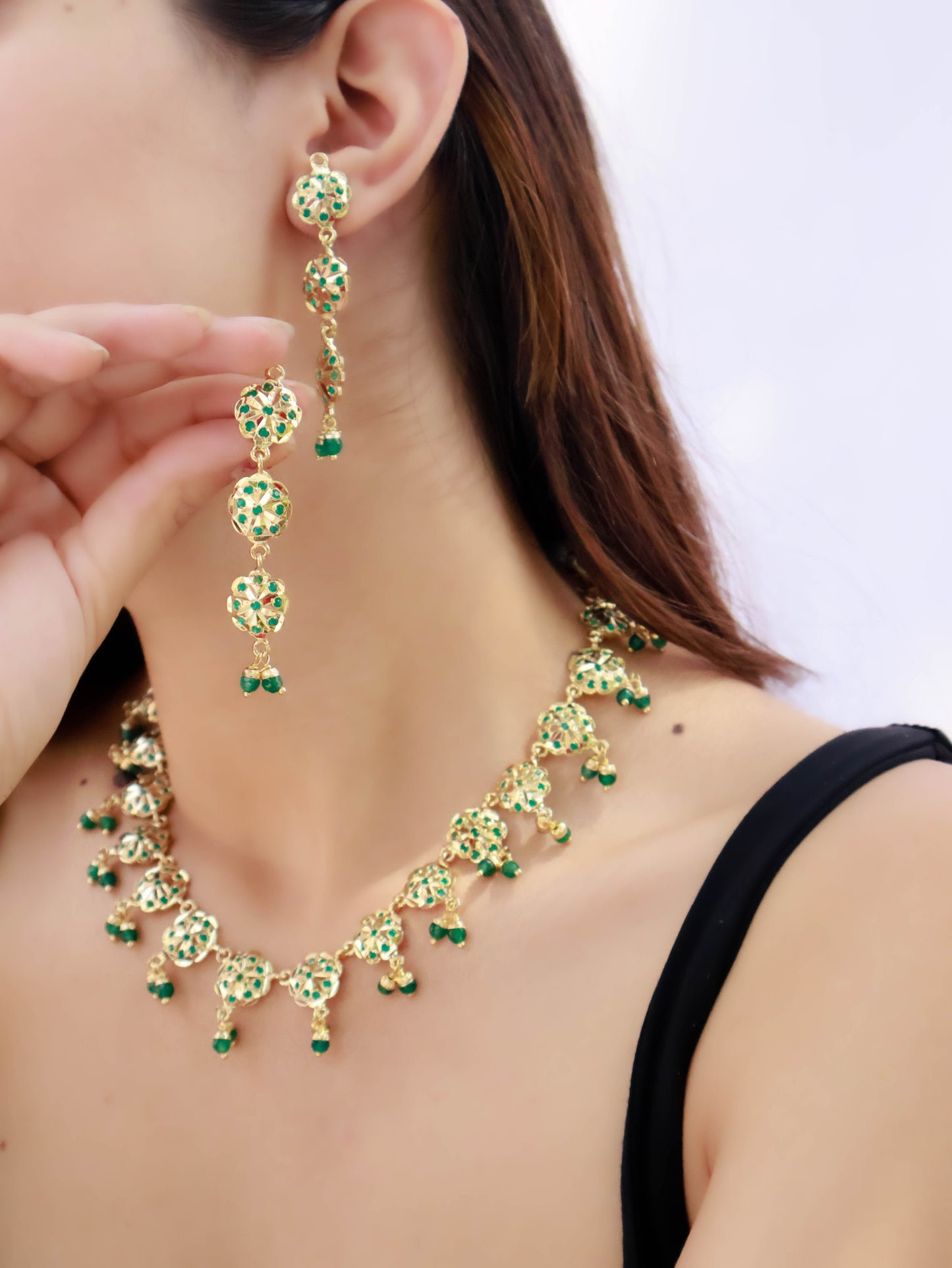 Lenka Jadau Green Necklace Set