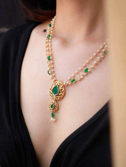 Bhuvi Green Pendant Necklace