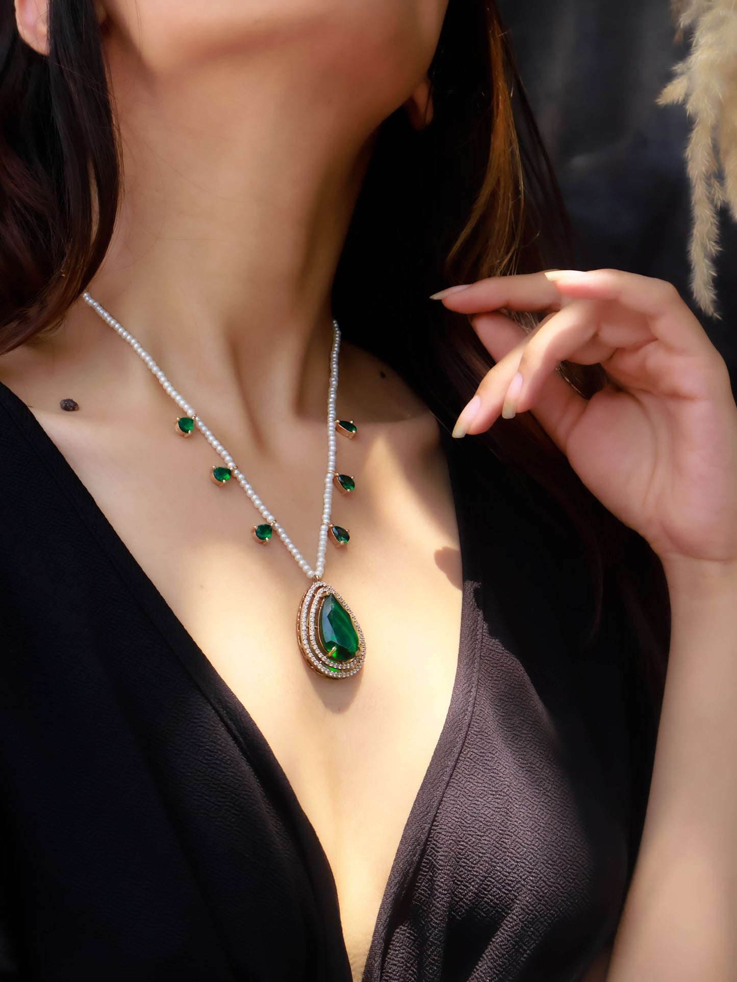 Lamha Green Pendant Pearls Necklace