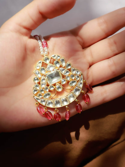 Cyra Pink Kundan Pendant Necklace