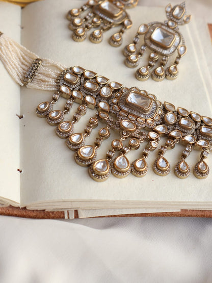Sitara Antique  Polki Choker Necklace Set with Maangtikka